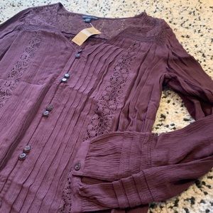 Long sleeve ft. lace American Eagle top, brand new